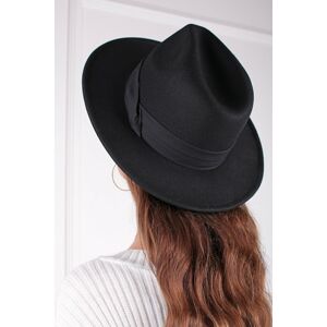 Černý klobouk Lydia