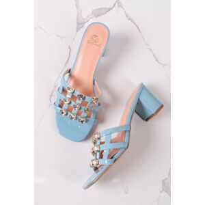 Světle modré pantofle s ozdobnými kamínky Sania